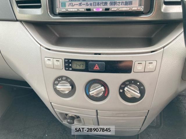Toyota NOAH 2002-01 7618772-15