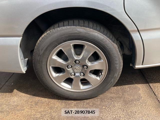 Toyota NOAH 2002-01 7618772-5