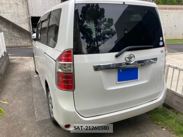 Toyota NOAH 2007-07 7618773-3