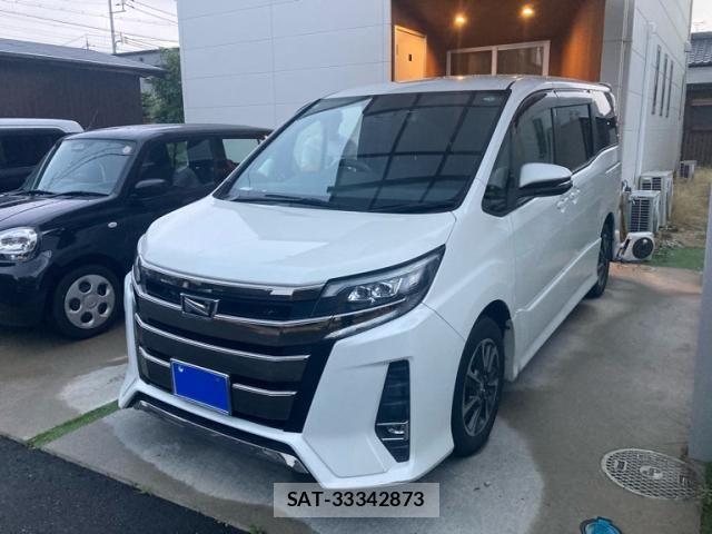 Toyota NOAH 2017-09 7618747-0