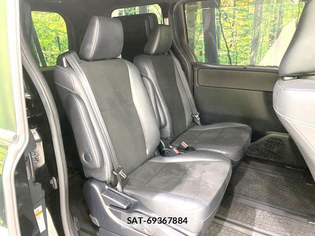 Toyota NOAH 2018-11 7618741-9