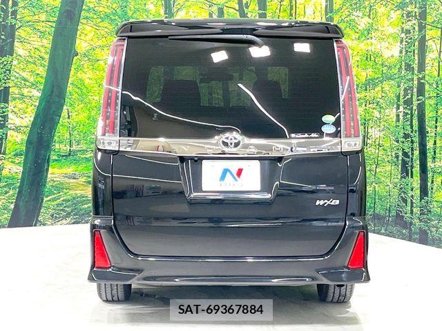 Toyota NOAH 2018-11 7618741-15