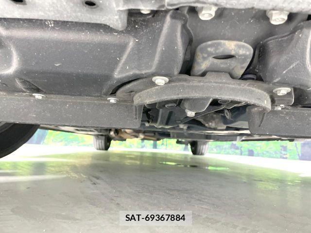 Toyota NOAH 2018-11 7618741-19