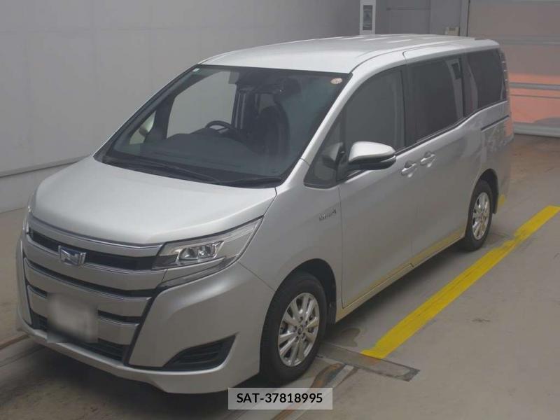 Toyota NOAH 2018-01 7610991-0