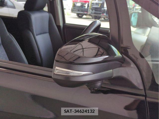 Toyota NOAH 2014-06 7618746-22