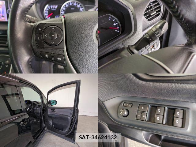 Toyota NOAH 2014-06 7618746-29
