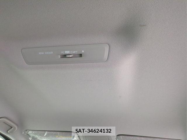 Toyota NOAH 2014-06 7618746-5