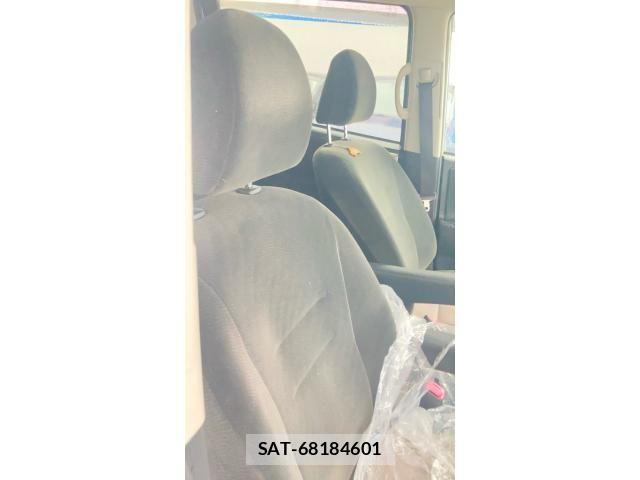 Toyota NOAH 2013-11 7618752-12