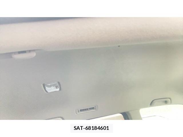 Toyota NOAH 2013-11 7618752-16