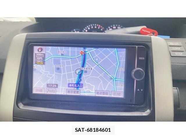 Toyota NOAH 2013-11 7618752-19