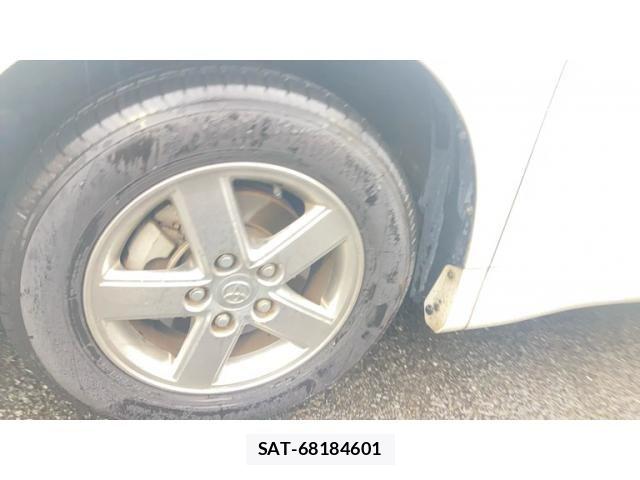 Toyota NOAH 2013-11 7618752-5