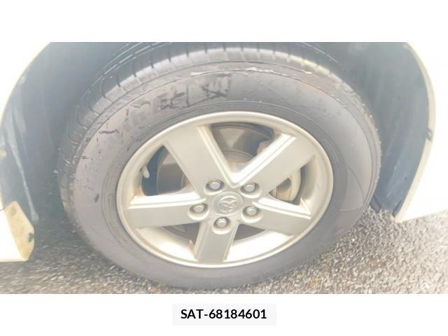 Toyota NOAH 2013-11 7618752-6