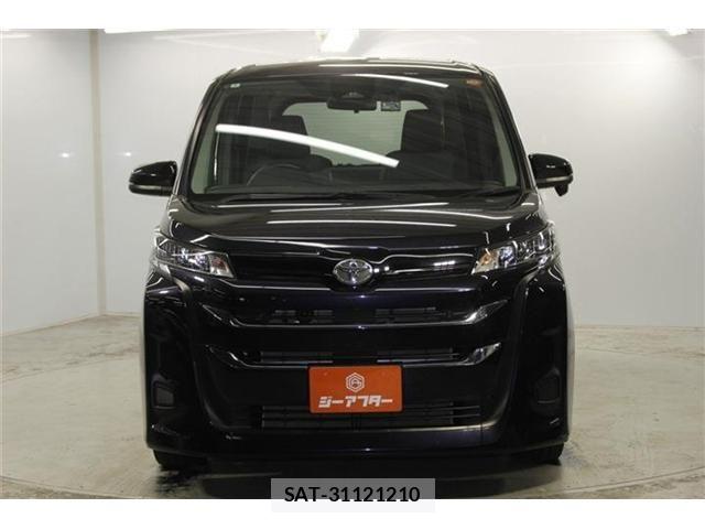 Toyota NOAH 2022-09 7618737-1