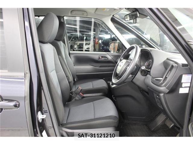 Toyota NOAH 2022-09 7618737-26