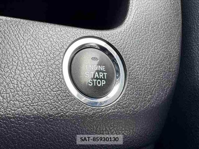 Toyota NOAH 2011-12 7618751-6