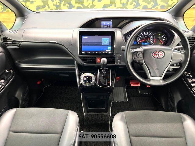 Toyota NOAH 2019-09 7618739-1