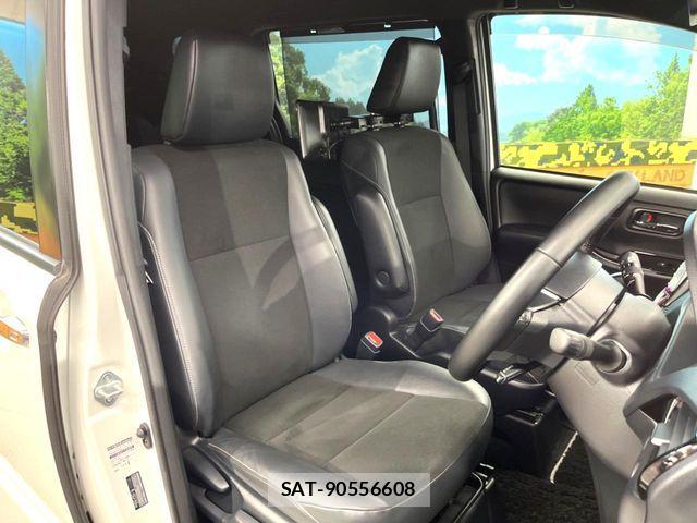 Toyota NOAH 2019-09 7618739-6