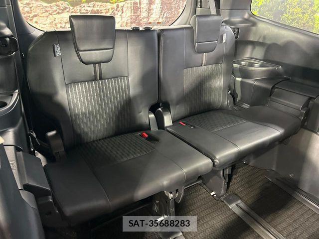 Toyota NOAH 2024-01 7618722-9
