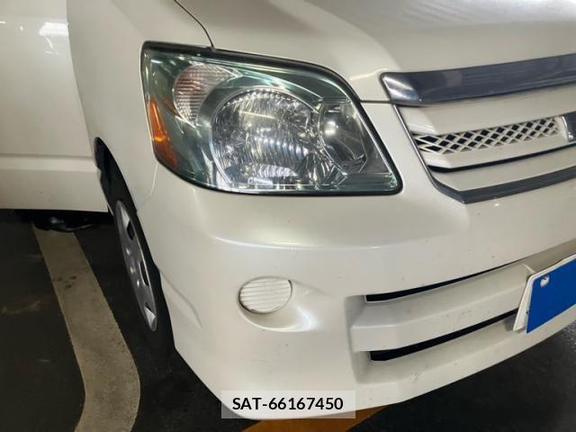 Toyota NOAH 2006-10 7618774-2