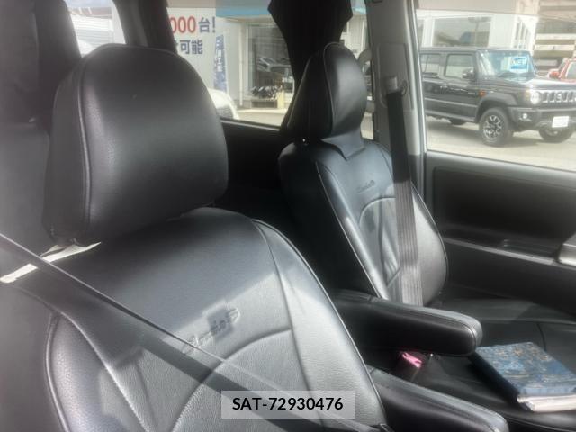 Toyota NOAH 2010-04 7618771-10