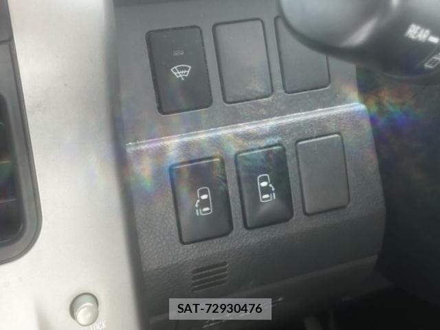 Toyota NOAH 2010-04 7618771-15