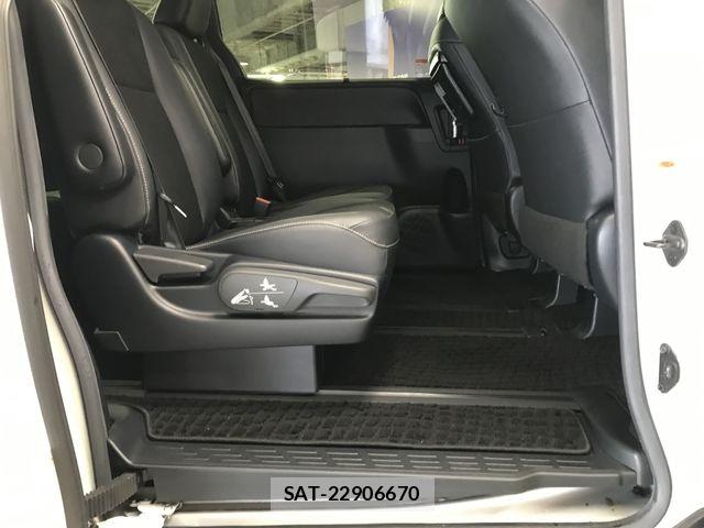 Toyota NOAH 2021-03 7618738-10