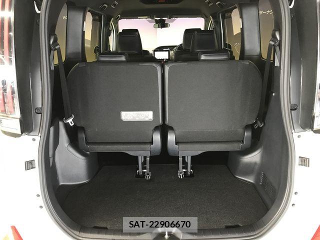 Toyota NOAH 2021-03 7618738-11