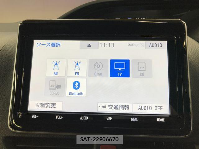 Toyota NOAH 2021-03 7618738-12
