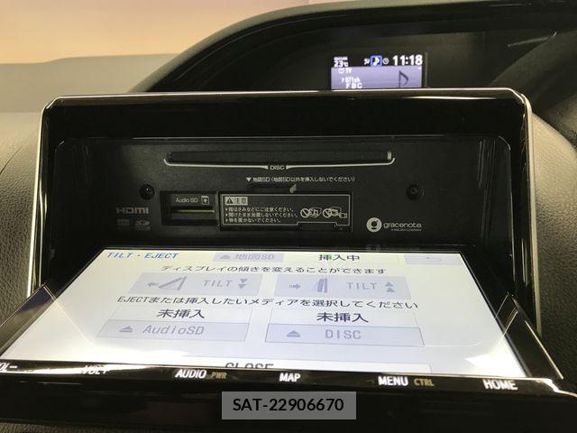 Toyota NOAH 2021-03 7618738-13