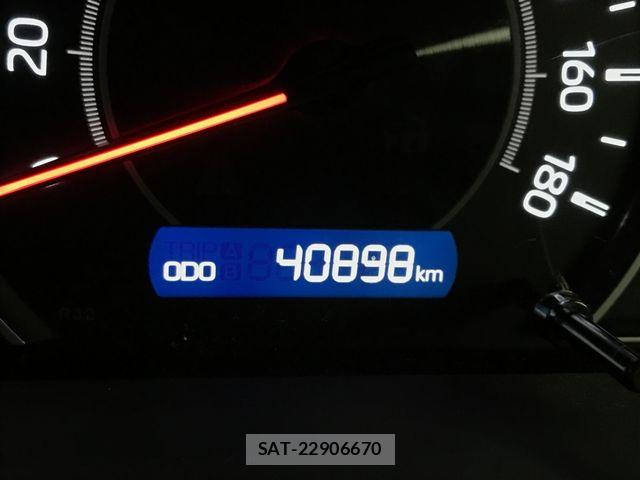Toyota NOAH 2021-03 7618738-1