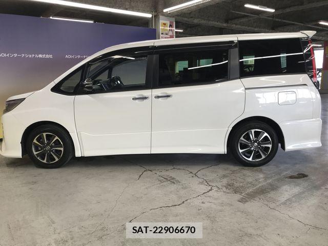 Toyota NOAH 2021-03 7618738-6