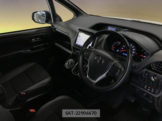 Toyota NOAH 2021-03 7618738-8