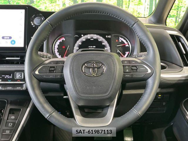 Toyota NOAH 2023-10 7618727-11