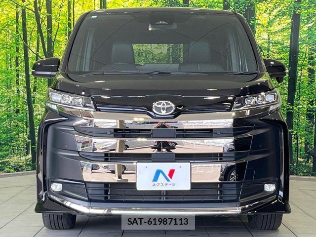 Toyota NOAH 2023-10 7618727-14