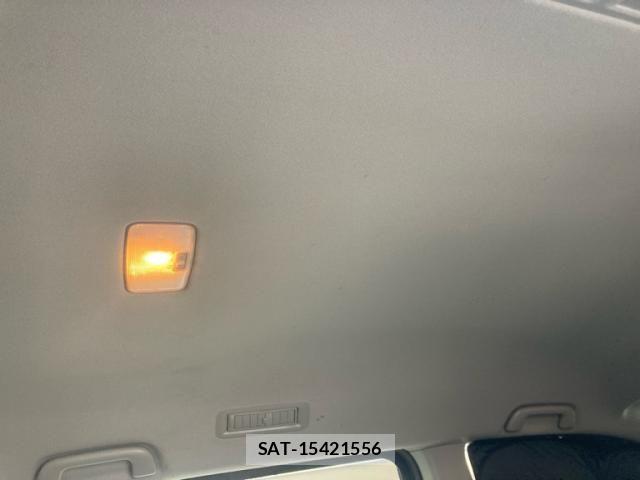 Toyota NOAH 2011-04 7618760-11