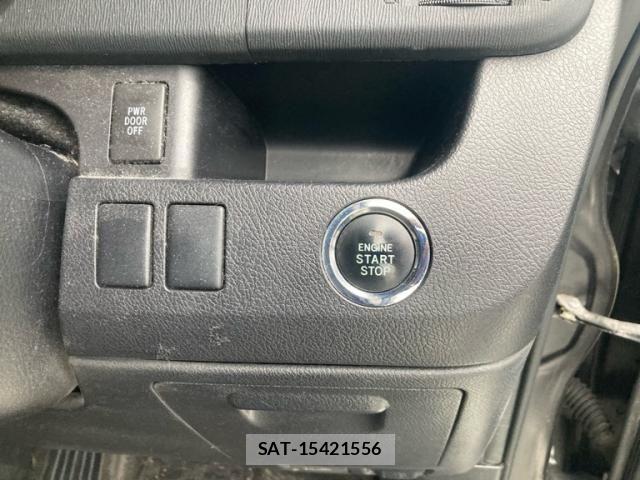 Toyota NOAH 2011-04 7618760-15
