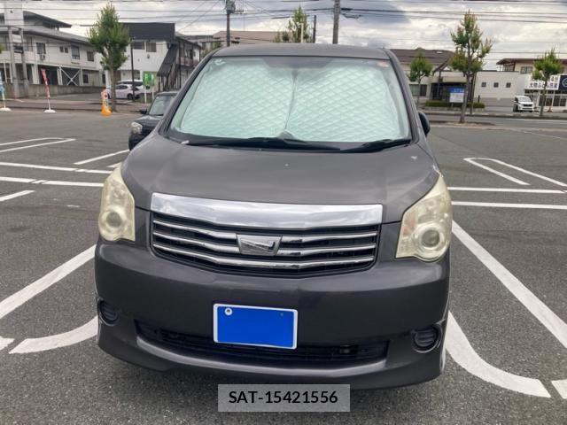 Toyota NOAH 2011-04 7618760-1
