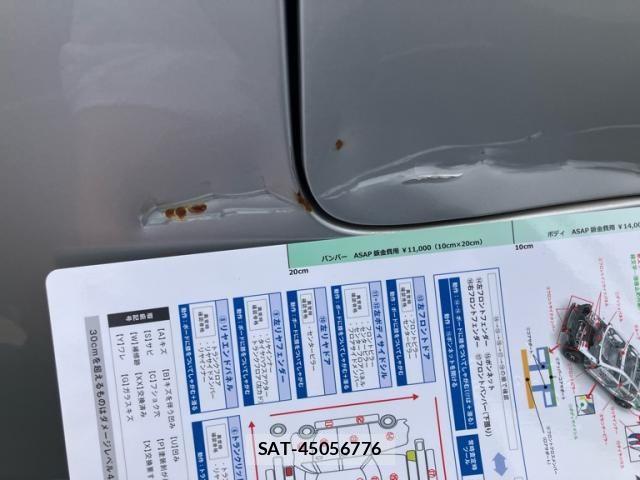 Toyota NOAH 2011-12 7618749-20