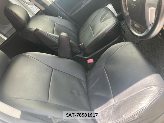 Toyota NOAH 2013-07 7618759-11
