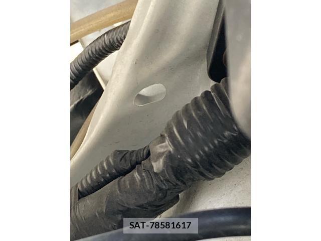 Toyota NOAH 2013-07 7618759-22