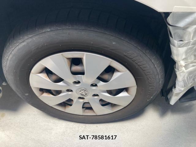 Toyota NOAH 2013-07 7618759-6