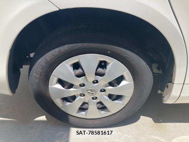 Toyota NOAH 2013-07 7618759-7