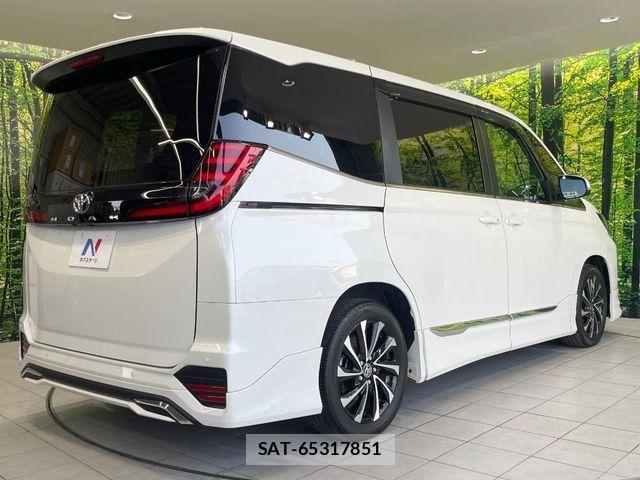 Toyota NOAH 2022-11 7618714-17