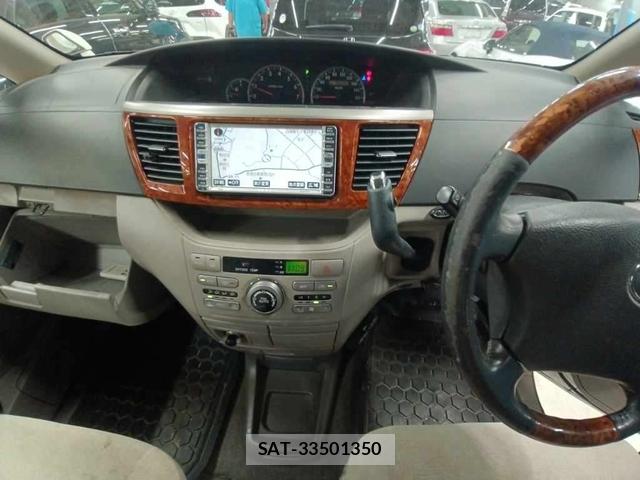 Toyota NOAH 2005-11 7605440-11