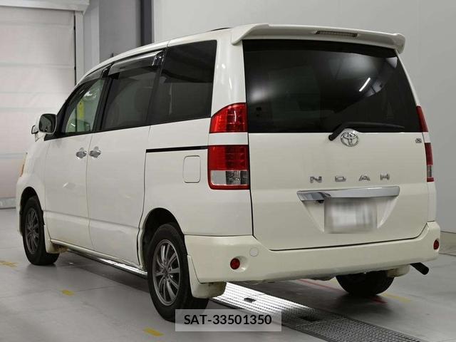 Toyota NOAH 2005-11 7605440-2