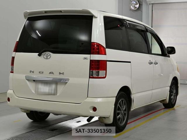 Toyota NOAH 2005-11 7605440-4