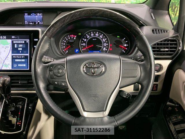 Toyota NOAH 2021-11 7618736-10