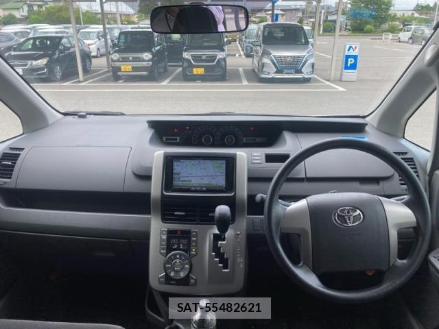 Toyota NOAH 2009-06 7618762-9