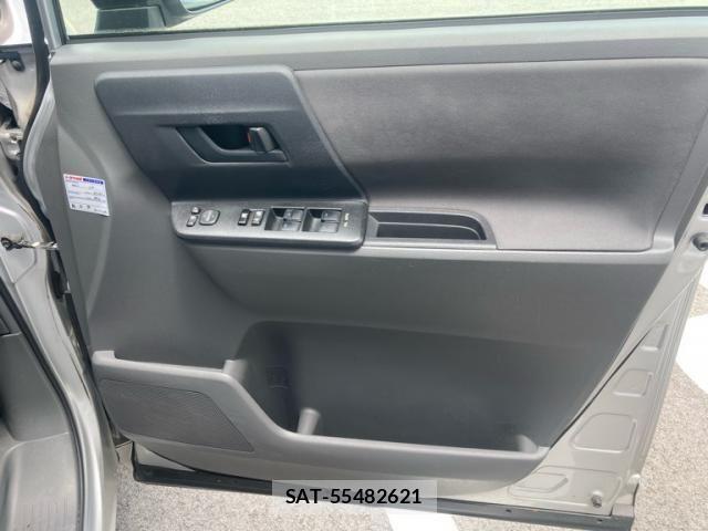 Toyota NOAH 2009-06 7618762-12
