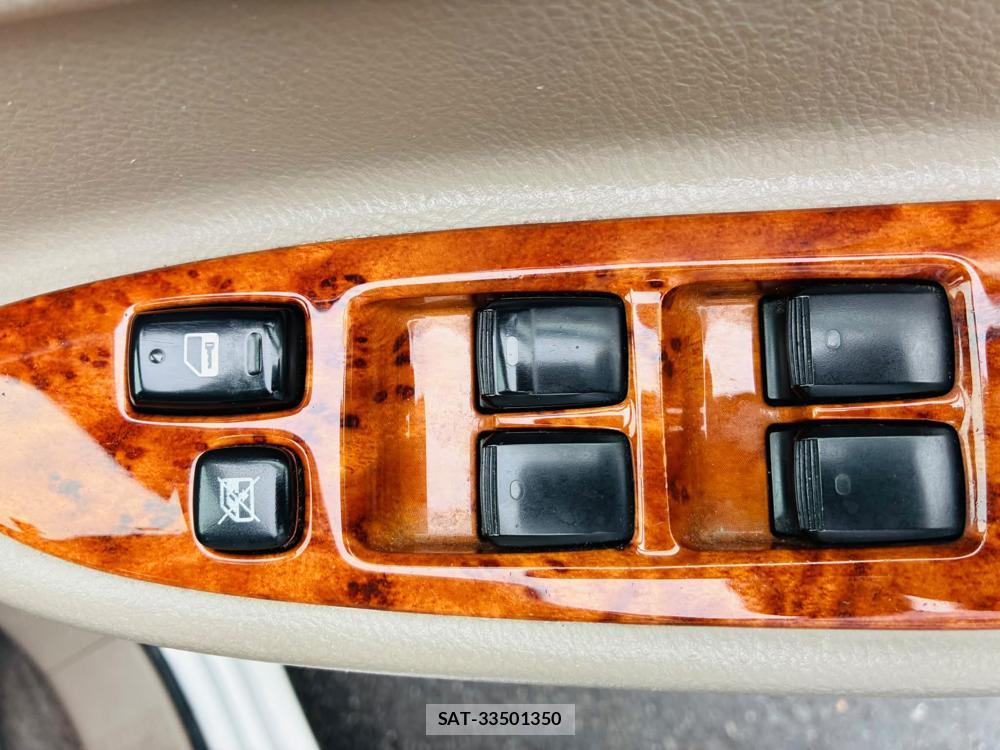 Toyota NOAH 2005-11 7605440-21